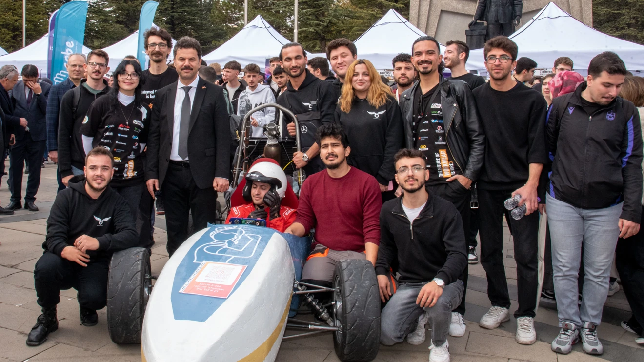 Selçuk Üniversitesinde Tanışma Şenliği coşkuyla başladı